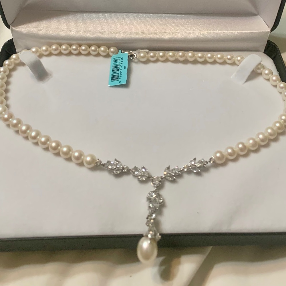 Belk&Co pearl necklace